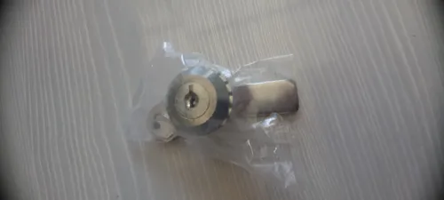 قفل تابلو برق کلید دار سوییچ دار