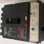 کلید اتوماتیک سه پل قابل تنظیم حرارتی 63 آمپر مدل NSX 100F اشنایدر فرانسه در حد نو thumb 1