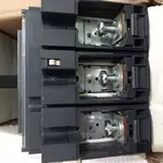 کلید اتوماتیک سه پل قابل تنظیم حرارتی 100 آمپر اشنایدر فرانسه مدل NSX 100B تنظیم حرارتی طبق عکس thumb 2